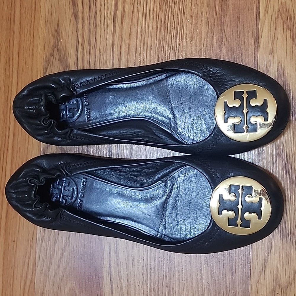 Tory Burch black flats size 6.5 good condition - Picture 4 of 4